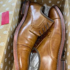 Men’s dress shoes. Worn once.